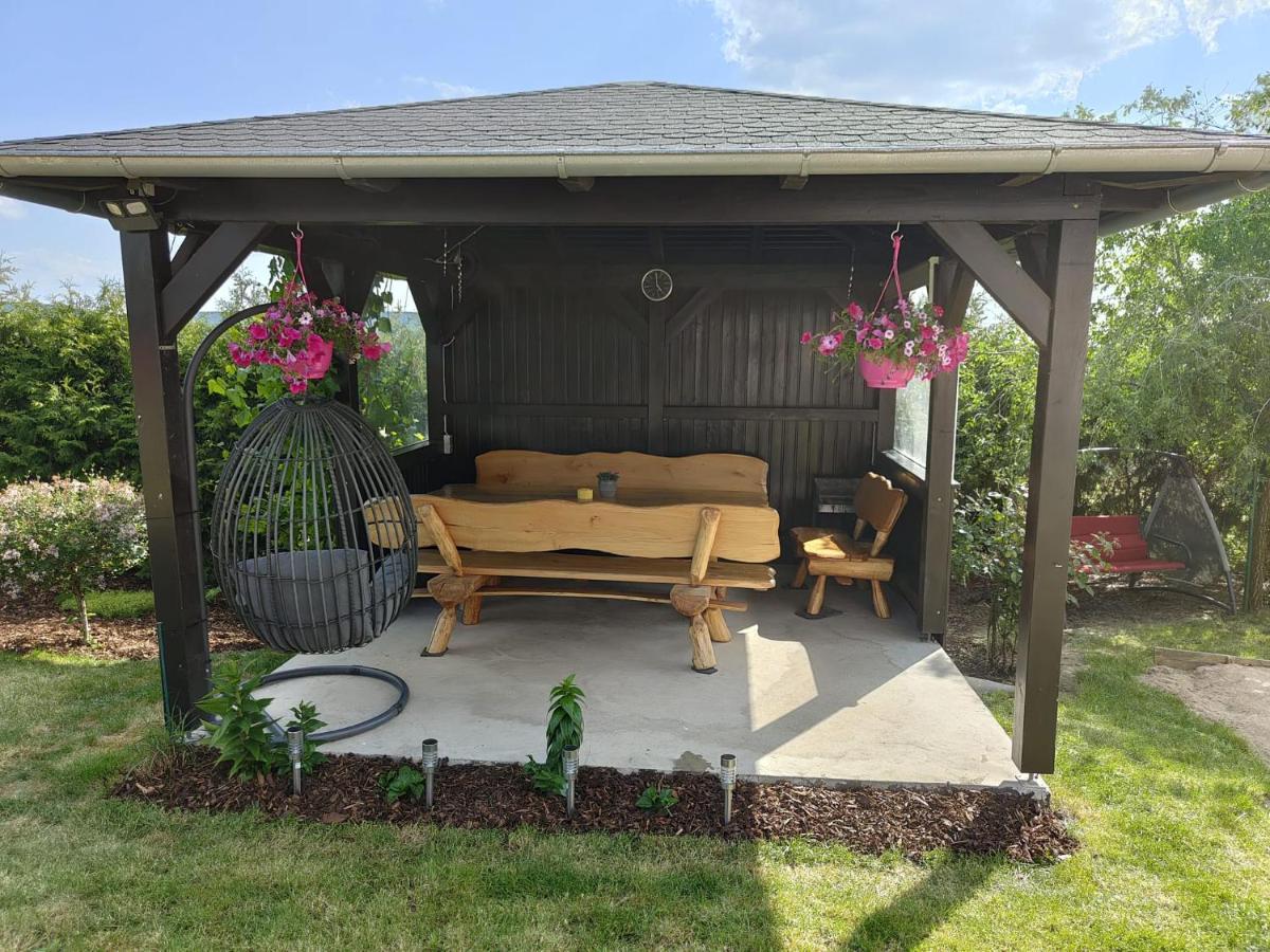 Mariolas Tinyhouse Markt Nordheim المظهر الخارجي الصورة